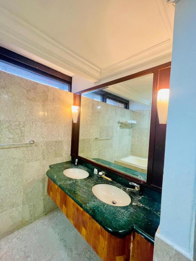 Royal Empire Suite At Times Square Kl Kuala Lumpur Exterior photo